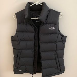 The north vest 700 women’s puffer vest size M